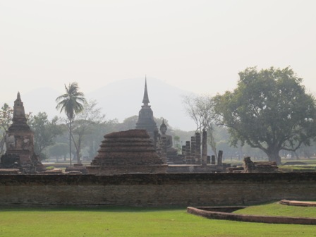 พระบรมไตรโลกนาถ, พระพุทธชินราช, มหาชาติคำหลวง, ฮวงจุ้ยสร้างเมือง, ฮวงจุ้ยพิชัยสงคราม